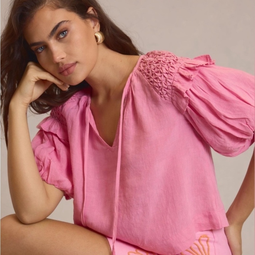 NWT Anthropologie Self Contrast Pink top ✨🌸